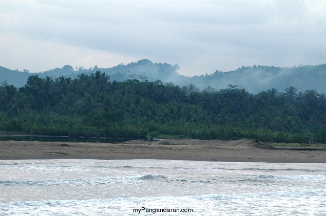 Pesona Pantai Bulak Setra Pangandaran