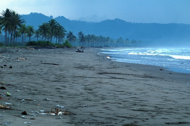 Pesona Pantai Bulak Setra Pangandaran