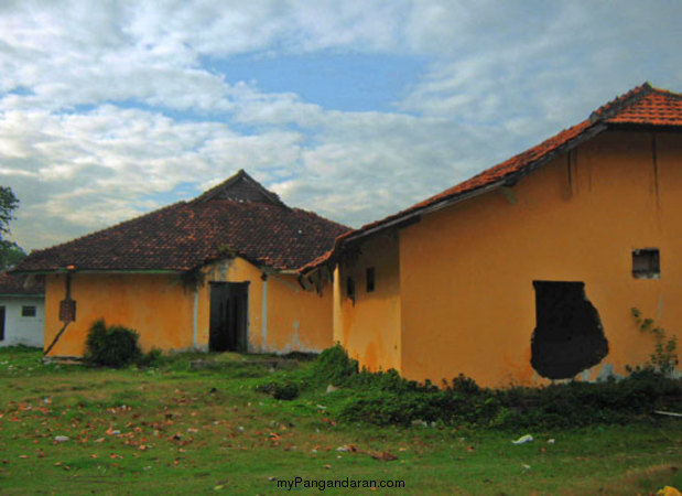 Puing-Puing Hotel Pananjung Sari