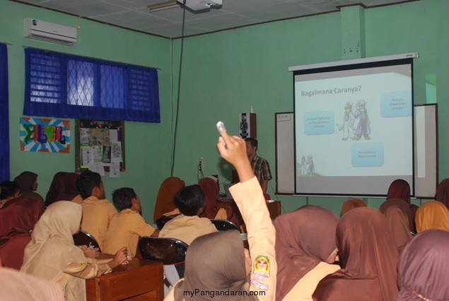 Ngobrol IT di SMPN 1 Pangandaran Bareng myPangandaran