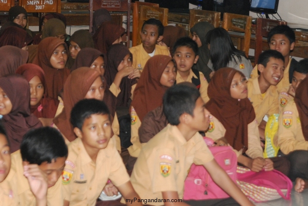 Ngobrol IT di SMPN 1 Pangandaran Bareng myPangandaran