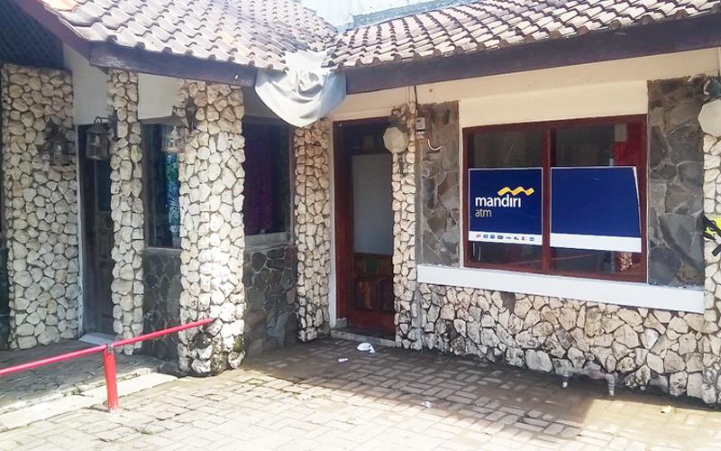 ATM MANDIRI depan Bumi Nusantara