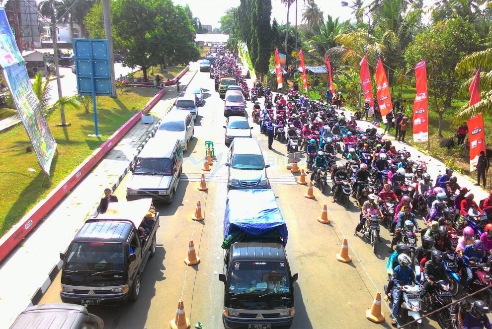 Antrian Wisatawan di Tol Gate Pangandaran