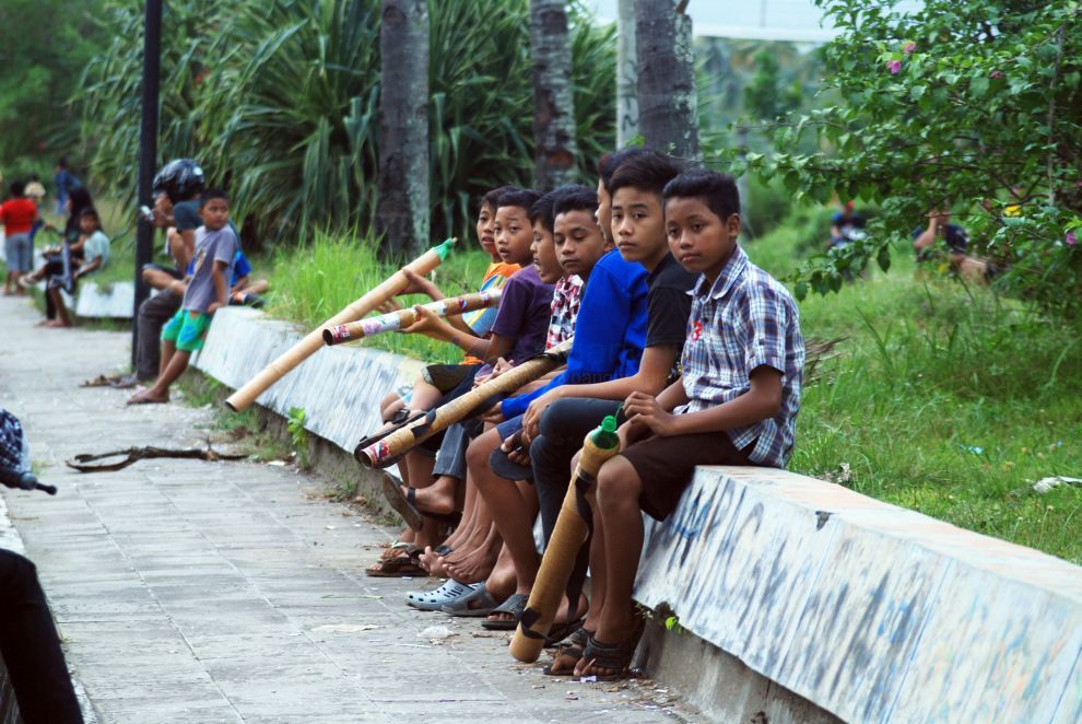 Lodong Magnet Mainan Anak-anak Ketika Ngabuburit