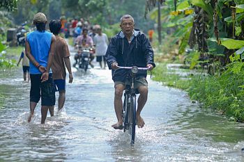 Melintasi Banjir