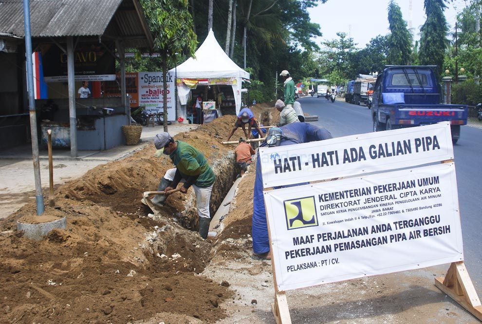 Pemasangan Pipa Air Bersih