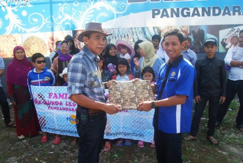 Senyum Ceria Setelah Liburan di Pangandaran