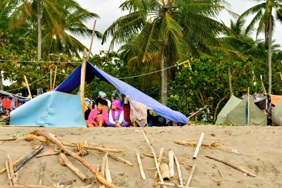 Unik, Menikmati Malam Tahun Baruan Di Pantai Pangandaran