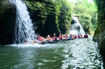 Wisata Adventure Santirah River Tubing