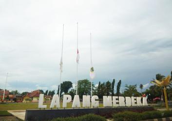 Bendera Setengah Tiang, Pangandaran Berduka