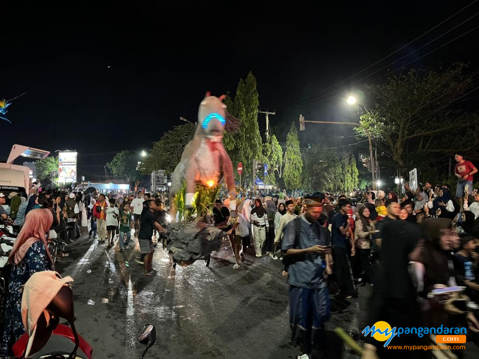 Foto Kemeriahan Warga Pangandaran Sambut Tahun Baru Islam 1448 Hijriah