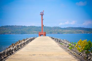 Menara Mercusuar Pelabuhan Cikidang