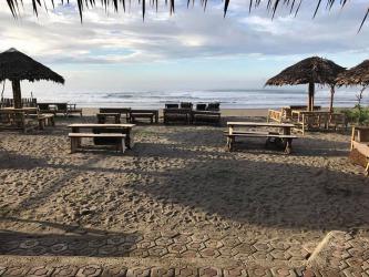 Menikmati Pantai Pangandaran Tak Harus Dengan Berenang