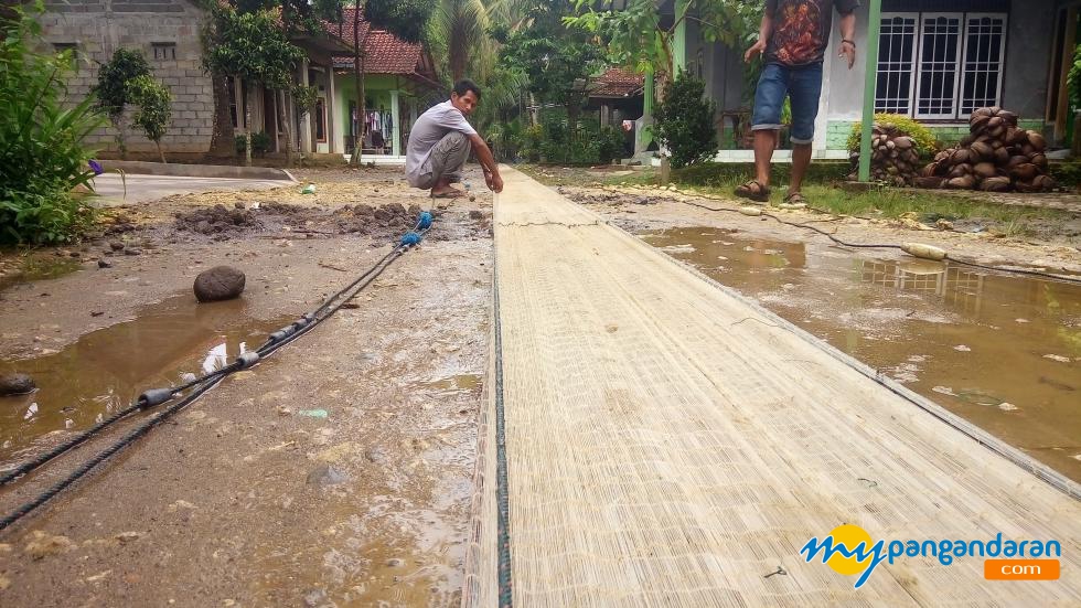 Ngayuman Kegiatan Nelayan Tradisional Ketika Tidak Melaut