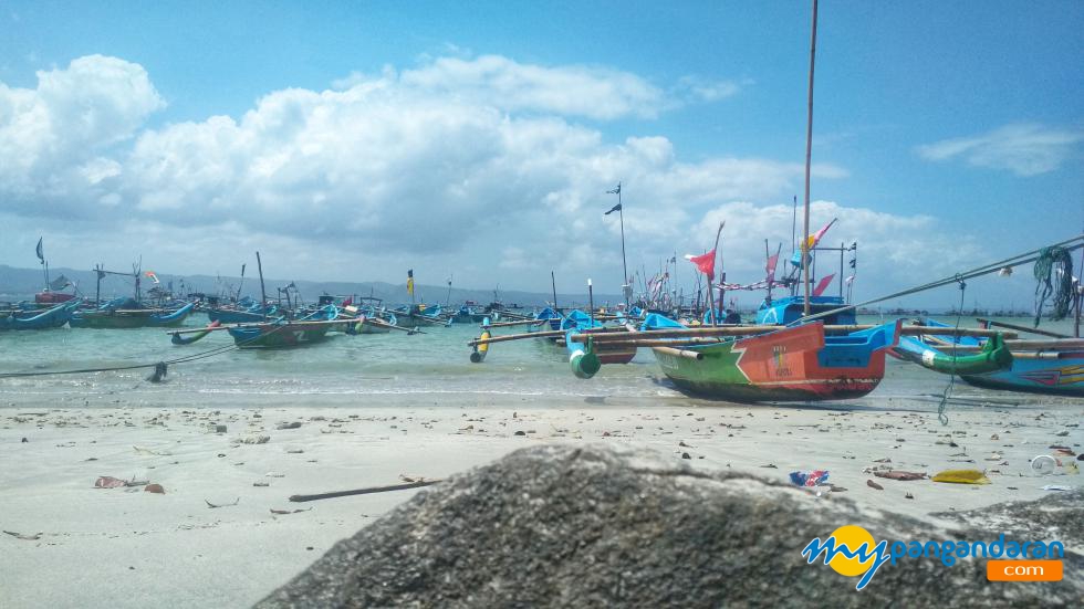 Pesona Pantai Timur yang Memanjakan Mata