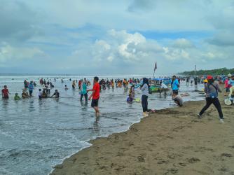 Potret kondisi Pantai Barat Pangandaran Hari Ini