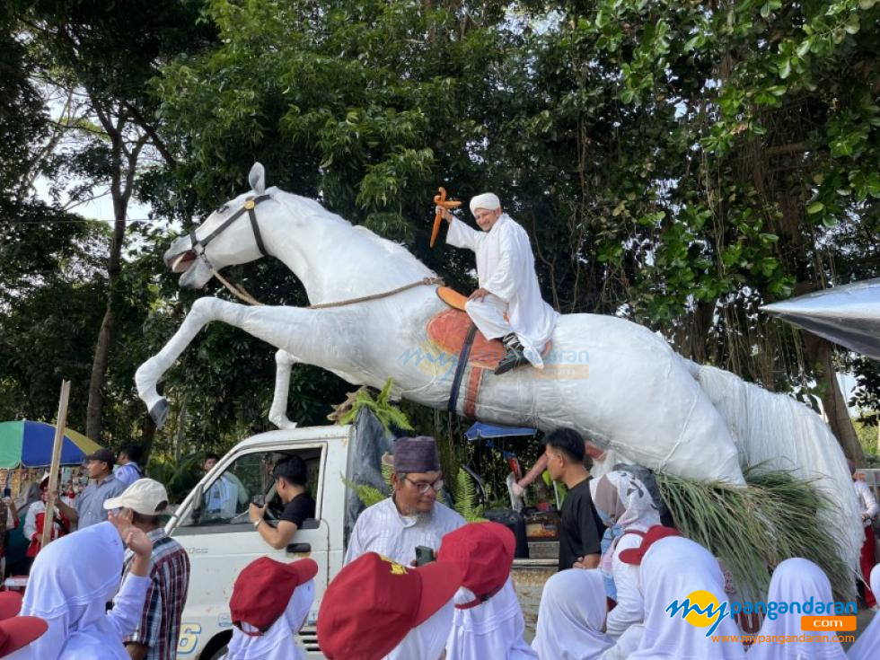 Potret Peringatan HUT ke-80 RI di Desa Babakan Kabupaten Pangandaran, Sosok Pangeran Diponegoro jadi Pusat Perhatian