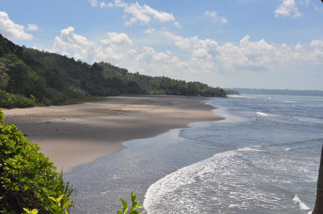 Pantai Karangnini